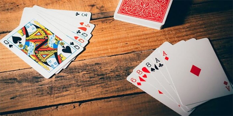 Bài Binh 6 lá là biến thể rút gọn của Binh xập xám